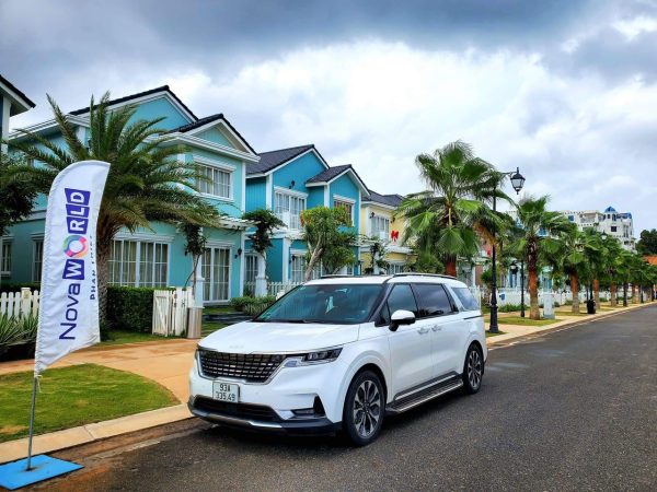 Bảng giá cho thuê xe Kia Carnival tại TPHCM giá bao nhiêu?